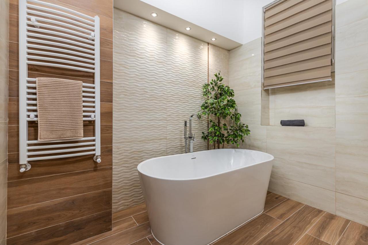 Kmety Deluxe Home With Sauna ブダペスト エクステリア 写真